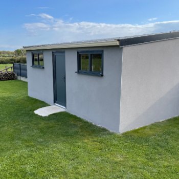 Abri de jardin en béton enduit 1 pente